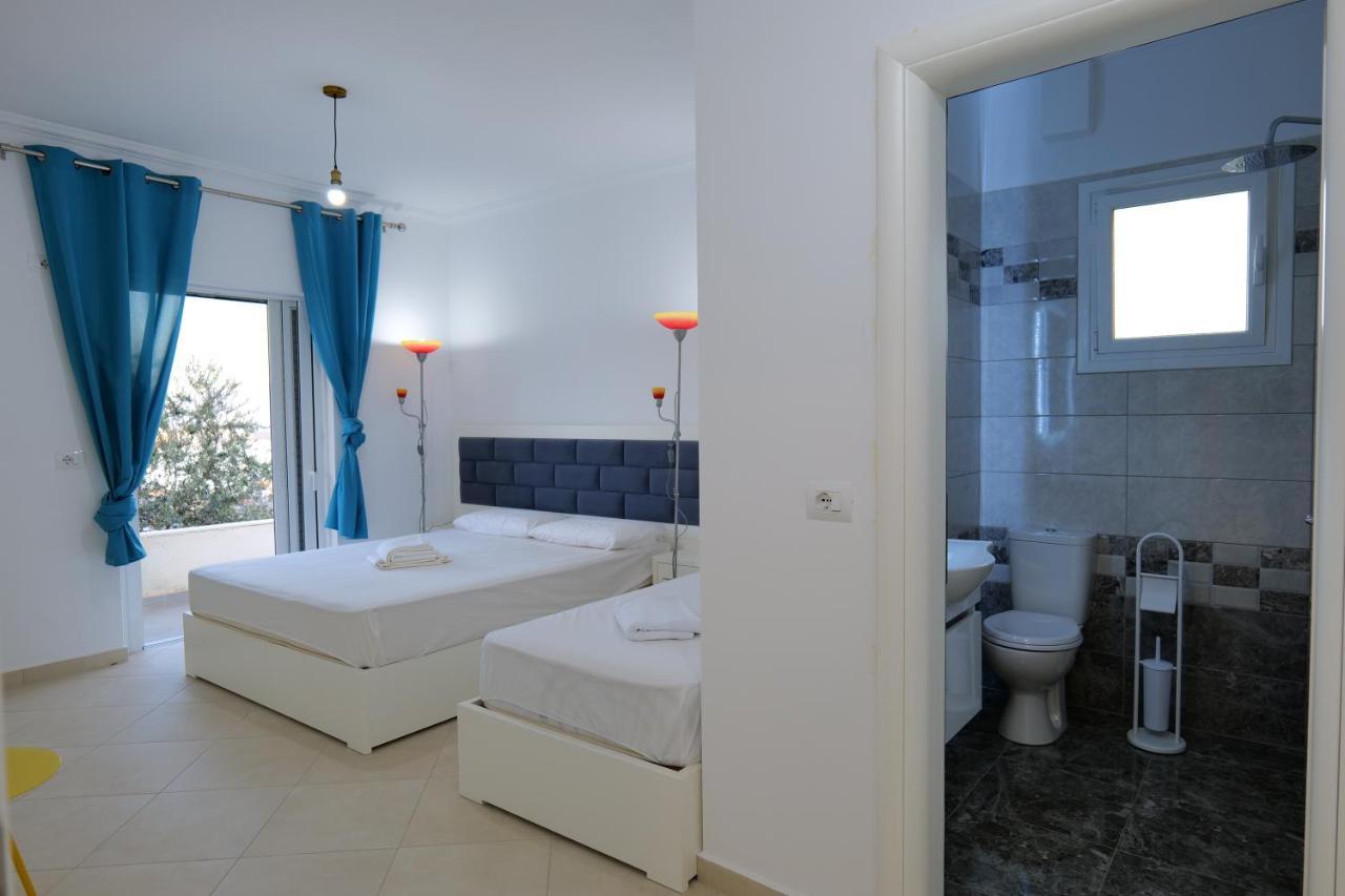 Davide Rooms Sarandë エクステリア 写真