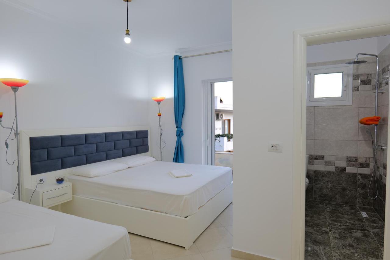 Davide Rooms Sarandë エクステリア 写真