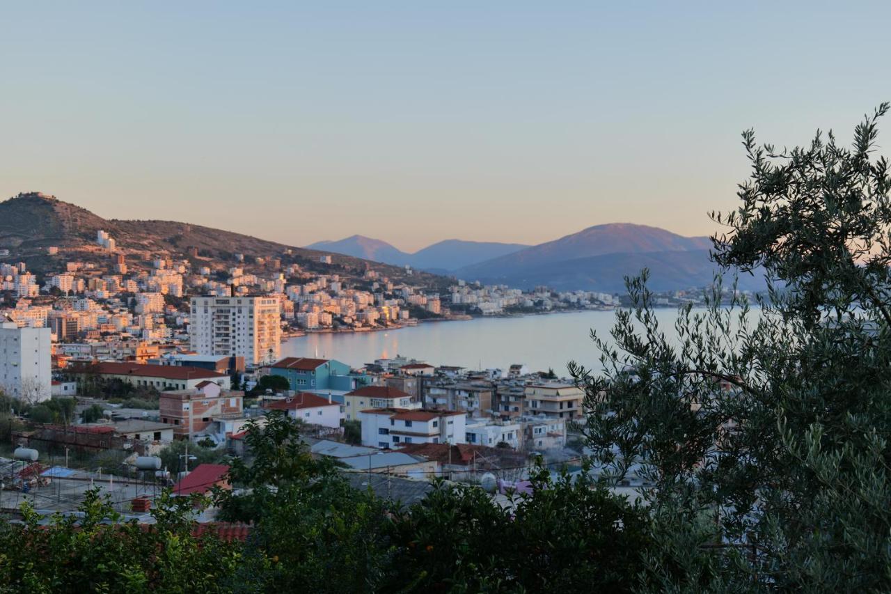 Davide Rooms Sarandë エクステリア 写真